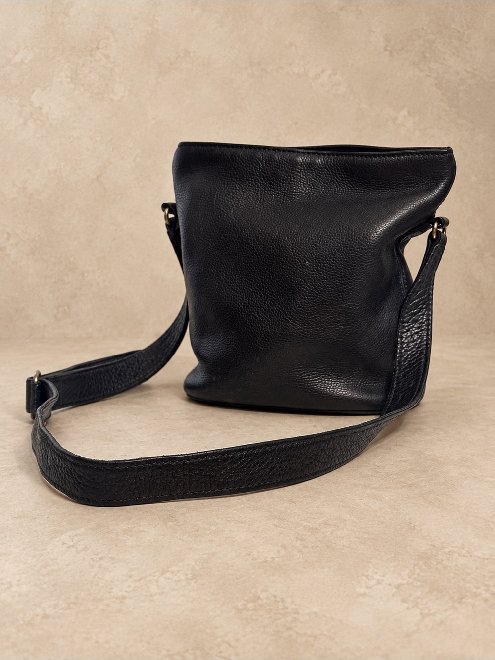 🖤 Vintage Coach Sonoma 4907 Black Pebbled Leather Bucket Crossbody Bag 1994 ✨